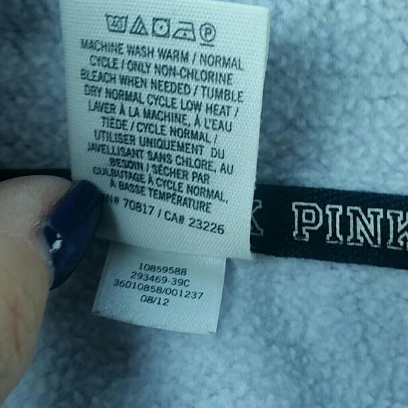 Pink Victoria's Secret zippered hoodie D5 - Picture 4 of 8